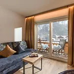 Liebes Caroline 4-Sterne-Hotel